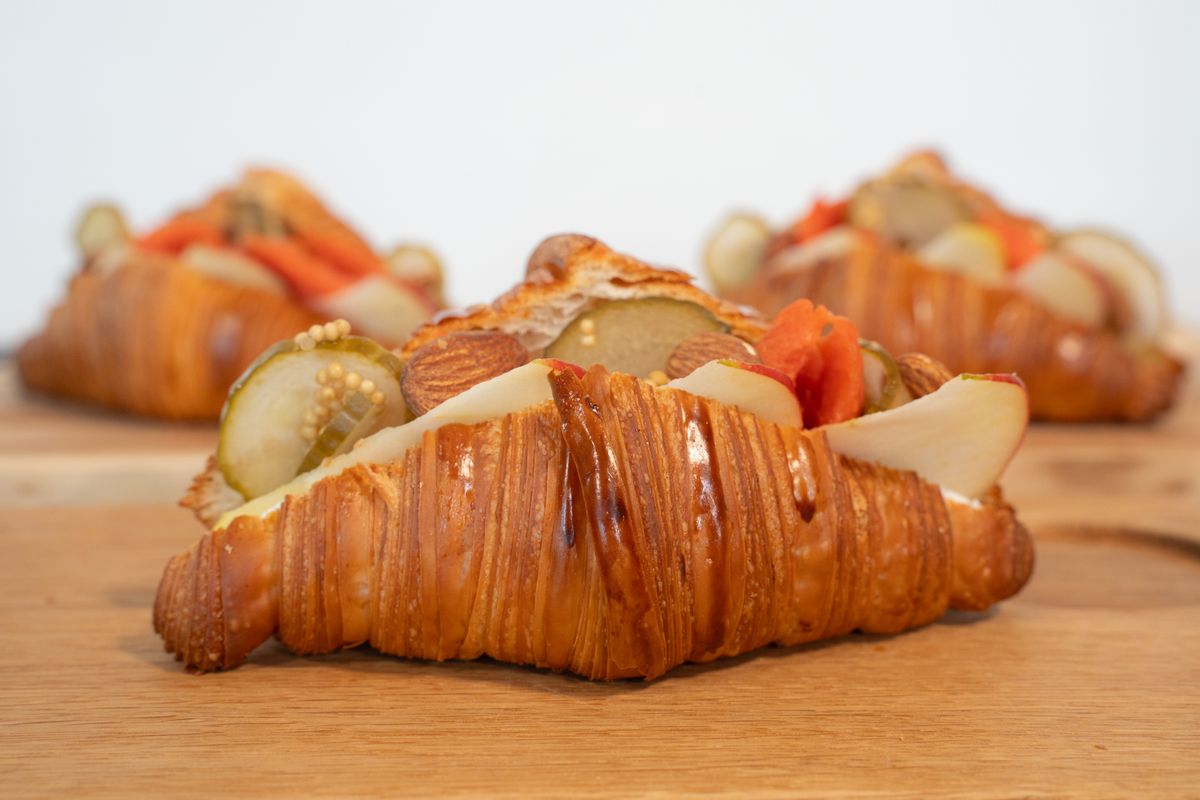 Croissant Sandwich Catering Makassar