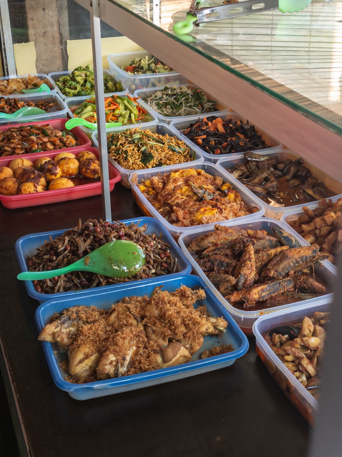 Menu Nusantara Catering Abah Ayi Makassar